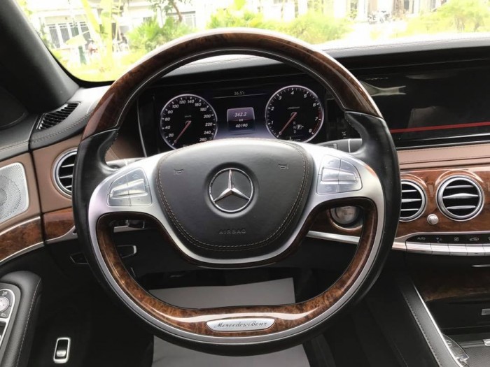 Mercedes S400 nhập khẩu nguyên chiếc tại Đức sản xuất và đăng ký 2014 chính chủ cá nhân biển Hà Nội