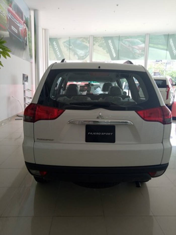Mitsubishi PAJERO SPORT