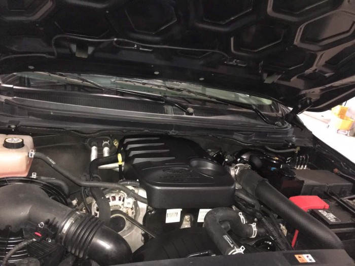 Bán Ford Ranger XLS 4x2 AT màu xám sx 2014