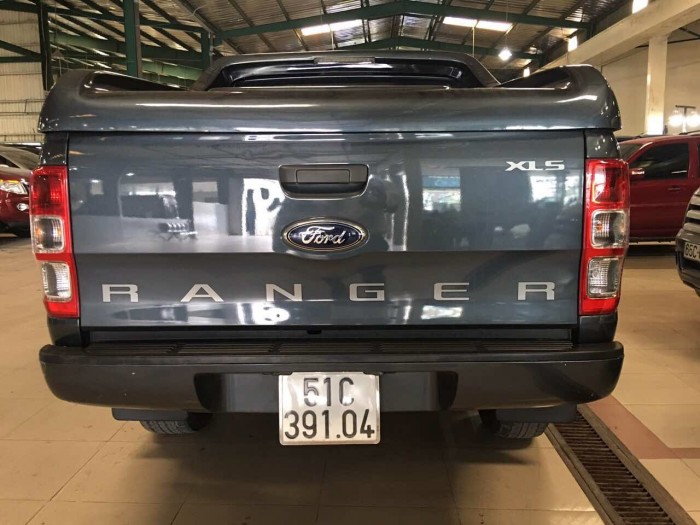 Bán Ford Ranger XLS 4x2 AT màu xám sx 2014