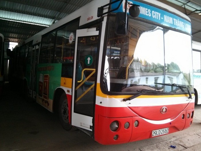 Lô xe bus Trung Quốc 2006 tuyến bus nội đô Hà Nội
