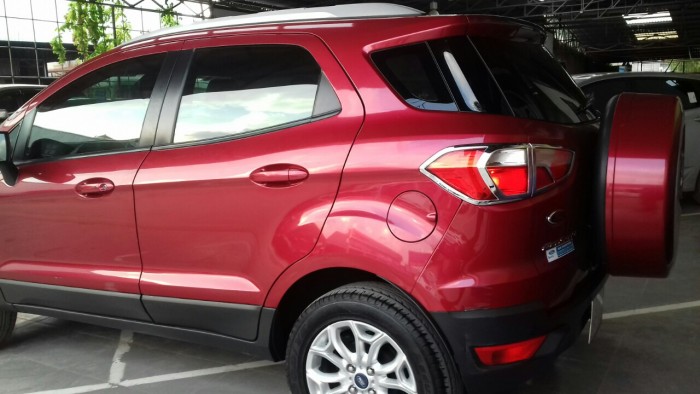 Ford ecosport Titanium 2014 1.5AT màu đỏ như mới