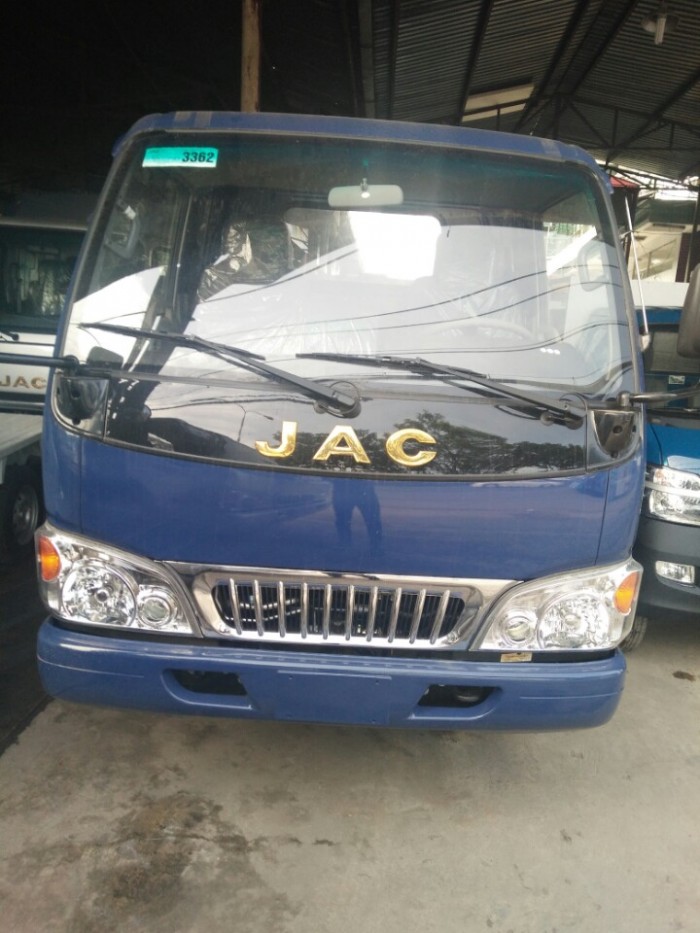 Tải Jac 2 tấn 4 giá rẻ, bán giá rẻ ưu đãi trong tháng 8