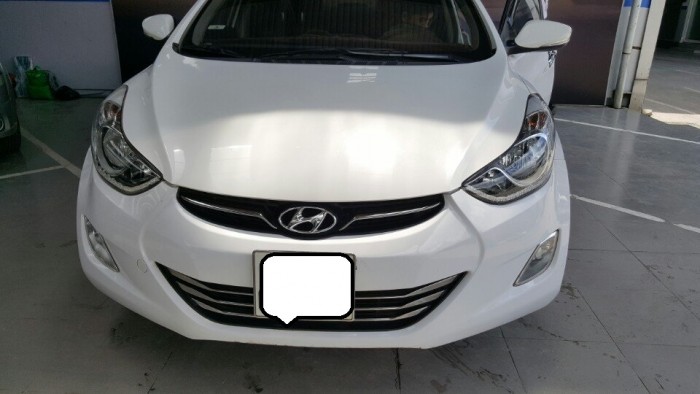 Bán Hyundai Elantra  GLS 1.8MT nhập Hàn Quốc 2013 màu trắng