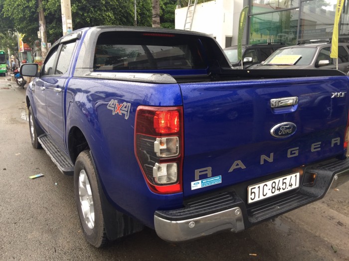 Ford Ranger XLT 2016 đã vô nhiều đồ chơi, xe chính hãng