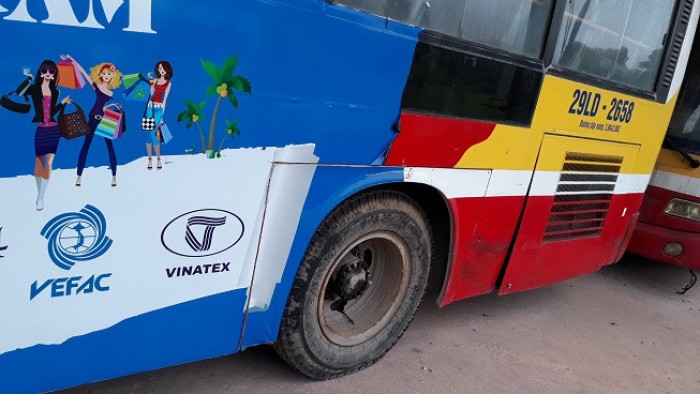 Thanh lý lô  Xe Bus B60 Trung Quốc, đời 2006 tuyến bus nội đô Hà Nộị số lượng 37, liên hệ có giá tốt nhất