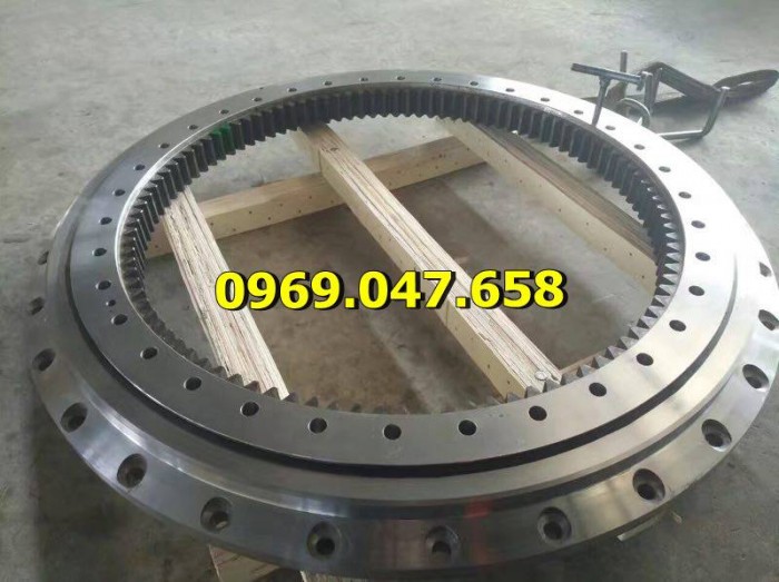 Mâm xoay quay toa máy xúc đào Volvo EC