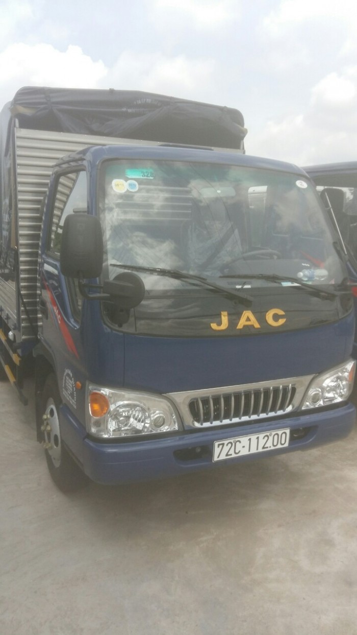 Xe tải Jac 2t4 mới 100%