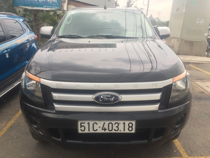 Bán Ford Ranger 01 cầu số tự động sx 2014 canopy