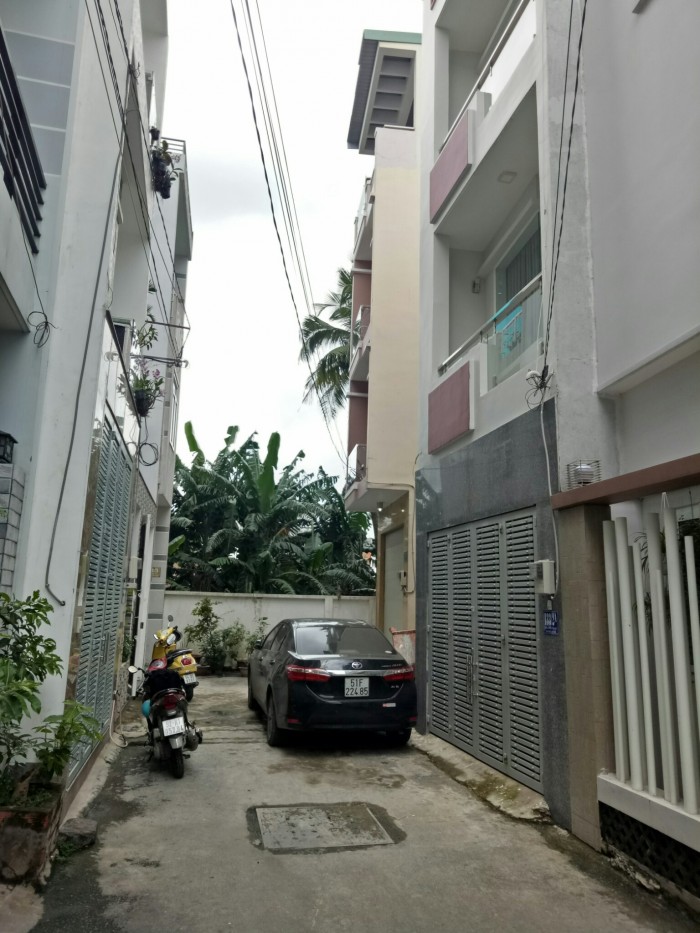 Bán nhà số 133/4 Chương Dương P.Linh Chiểu, nhà 1T3L DTS 192m2, hẻm xe hơi vô tận nhà