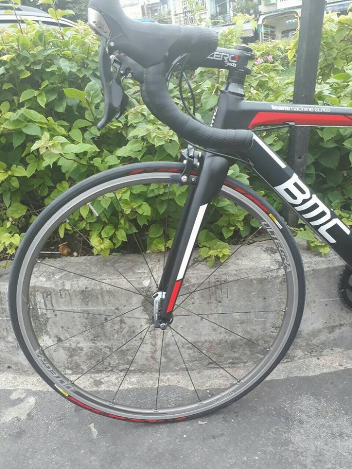 Roadbike cacbon BMC team machine SLR 03.Iike new