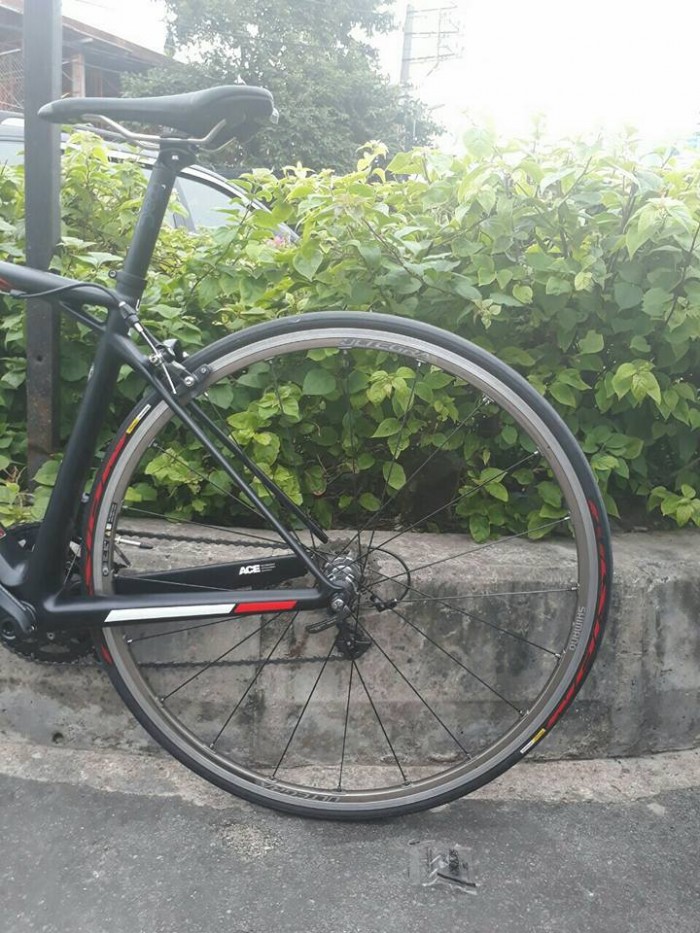 Roadbike cacbon BMC team machine SLR 03.Iike new