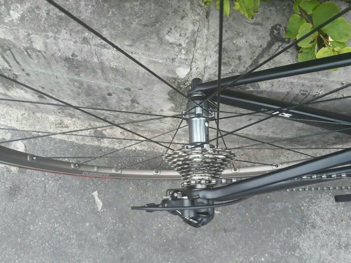 Roadbike cacbon BMC team machine SLR 03.Iike new