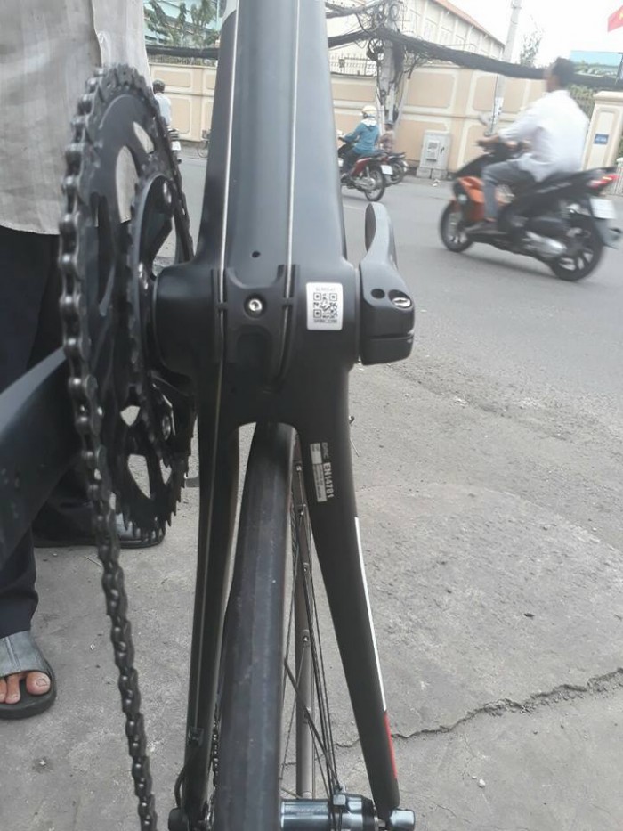 Roadbike cacbon BMC team machine SLR 03.Iike new