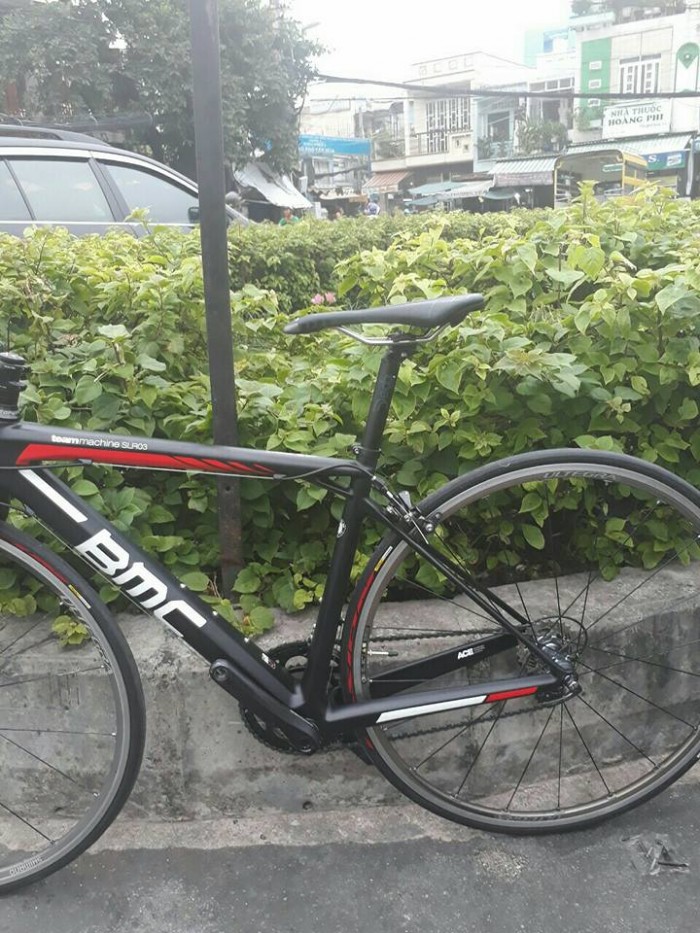 Roadbike cacbon BMC team machine SLR 03.Iike new