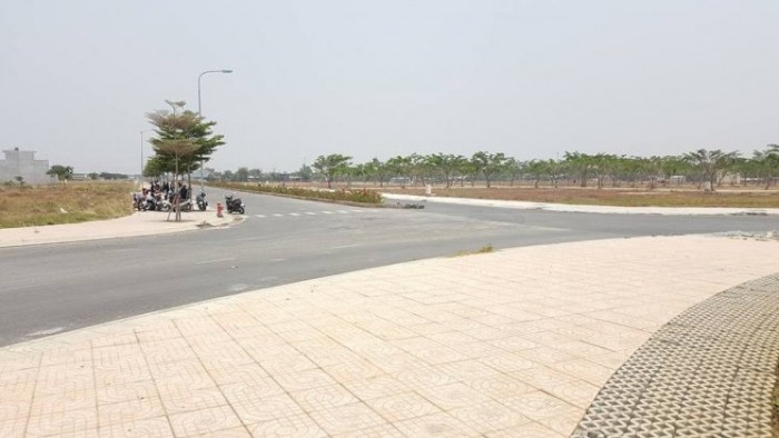 Tâm điểm ĐT 2017, đất nền Phú Hữu, ngay chân cầu Cát Lái, SĐR, trả góp không LS