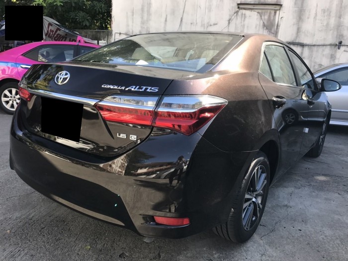 Cần bán chiếc Altis 1.8at 2016 màu đen vip, xe nhà trùm mềm