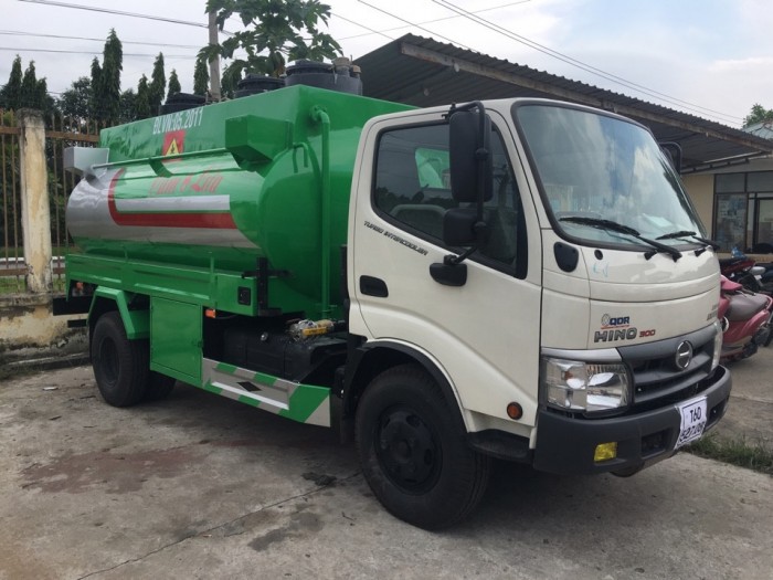 Cần bán xe Hino WU 342 130HD chuyên bồn nhiên liệu giá rẻ nhất Miền nam