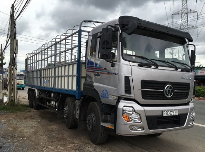 Ưu đãi- Khi mua xe tải 4 chân ( 4 giò) 17,9t 17,9 tấn 17.9T 17t9 dongfeng trường giang mẫu mới.