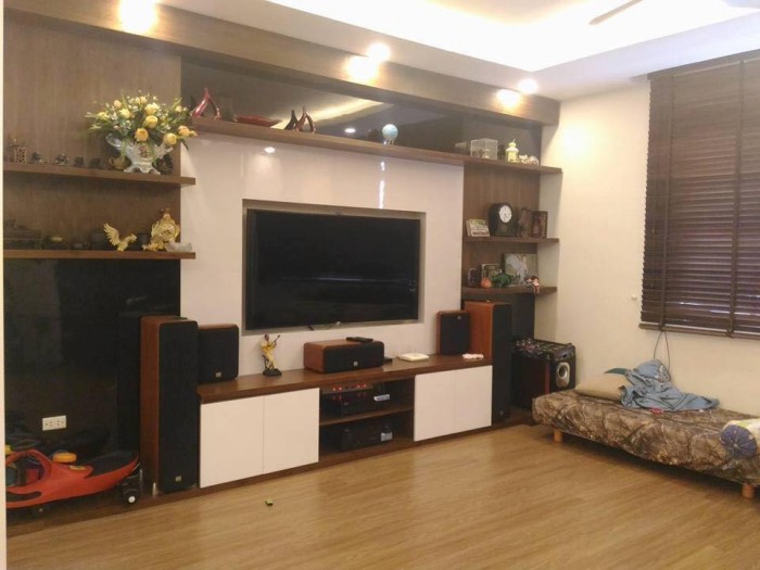 Hoàng Ngọc Phách, Đống Đa 40m2 x 6 tầng, ô tô, kinh doanh khủng.