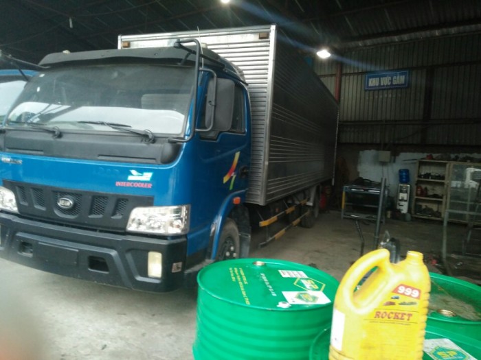 Thanh lý xe tải Veam 4t9 thùng kín giá cực rẻ