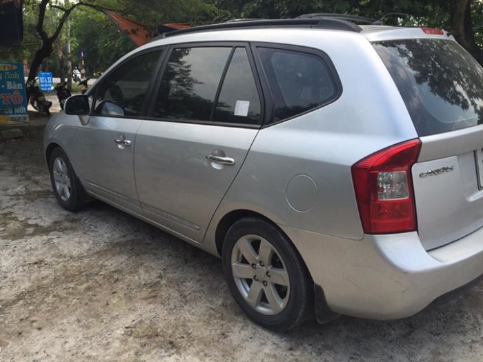 Cần bán xe Kia Carens 2008 màu bạc số sàn máy dầu nhập khẩu Korea,