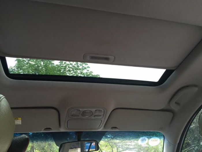 Cần bán xe Kia Carens 2008 màu bạc số sàn máy dầu nhập khẩu Korea,