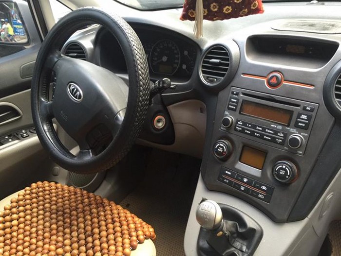 Cần bán xe Kia Carens 2008 màu bạc số sàn máy dầu nhập khẩu Korea,