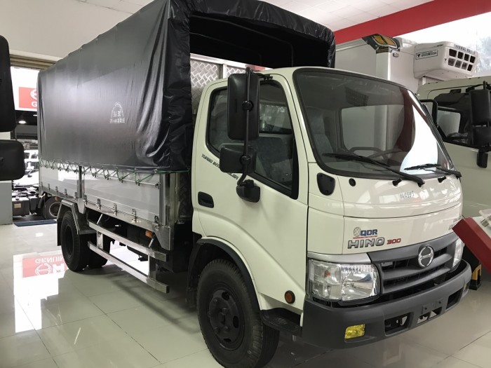 Chuyên bán xe tải Hino 8,25 tấn thùng mui bạt nhôm