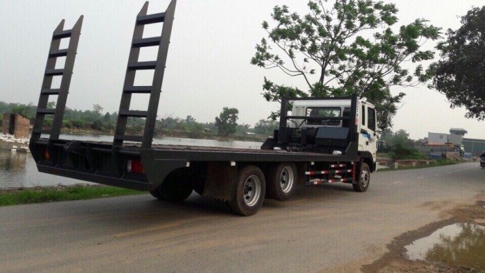 Xe Nâng Đầu Chở Máy Công Trình Hyundai Hd210