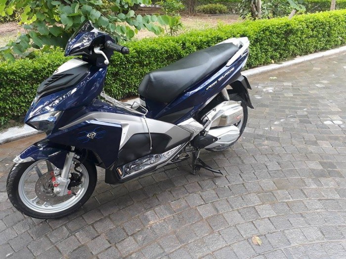 Honda air blade xanh đen đời 2017