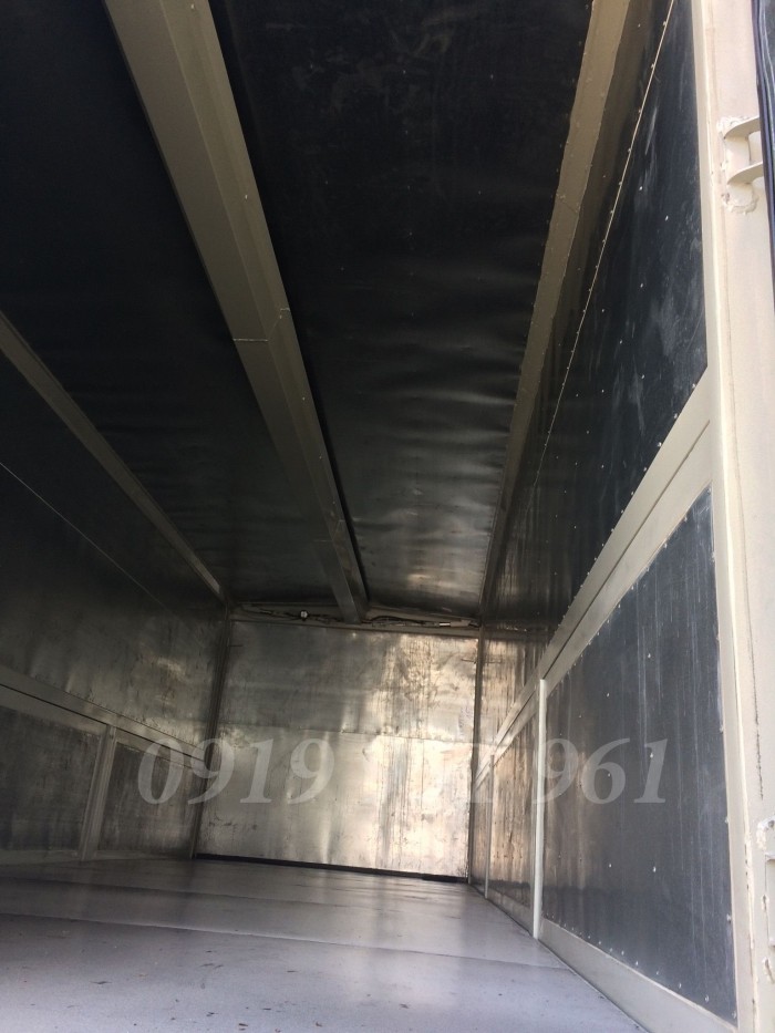 Xe Hino Fg8jpsc 9,4 tấn thùng kín cánh dơi