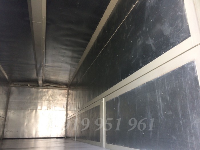 Xe Hino Fg8jpsc 9,4 tấn thùng kín cánh dơi