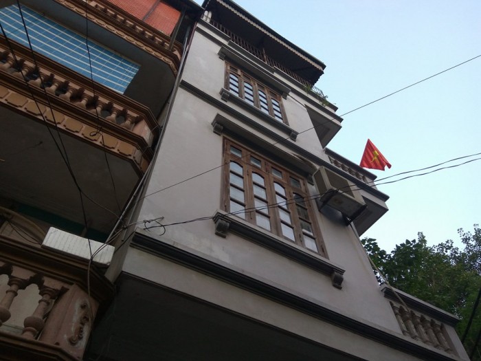 Bán nhà Đê La Thành 35m2,  ngõ rộng, thoáng thông Hào Nam.