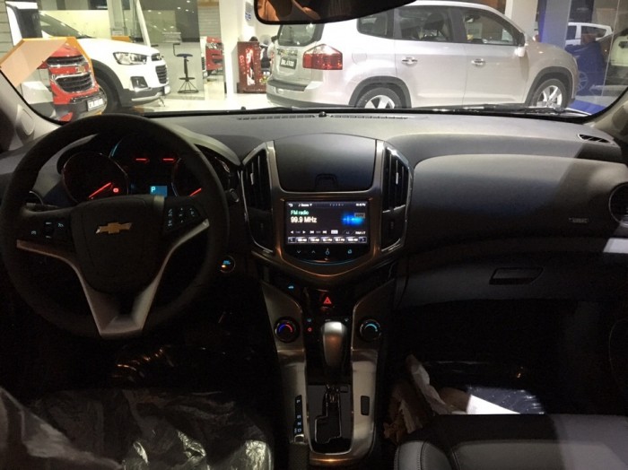 Chevrolet Cruze 2017 thích hợp cho kinh doanh grab uber hiệu quả, vay cao nhanh