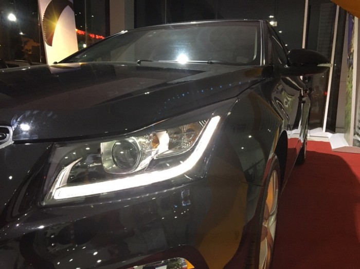 Chevrolet Cruze 2017 thích hợp cho kinh doanh grab uber hiệu quả, vay cao nhanh