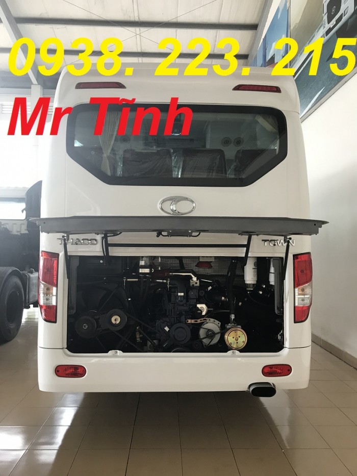 Bán xe thaco town tb82 29 34 chỗ bầu hơi mẫu mới nhất, phối màu theo yêu cầu của khách hàng