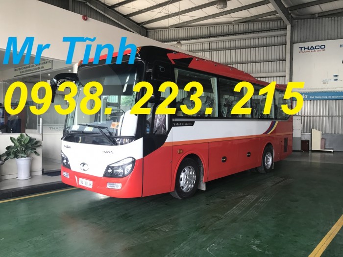 Bán xe thaco town tb82 29 34 chỗ bầu hơi mẫu mới nhất, phối màu theo yêu cầu của khách hàng