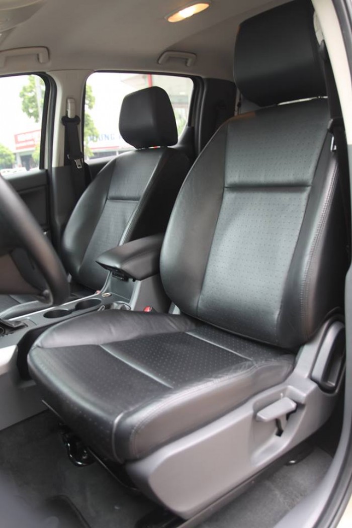Mazda BT50 2.2AT sản xuất 2015 số tự động.
