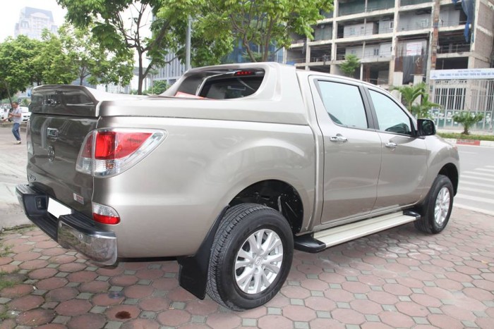 Mazda BT50 2.2AT sản xuất 2015 số tự động.