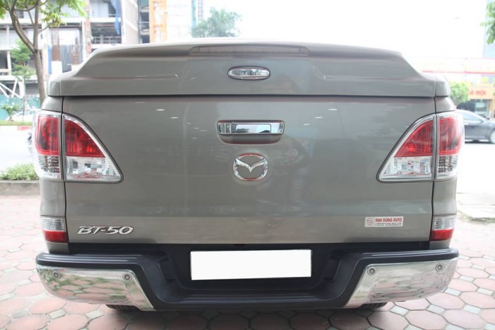 Mazda BT50 2.2AT sản xuất 2015 số tự động.