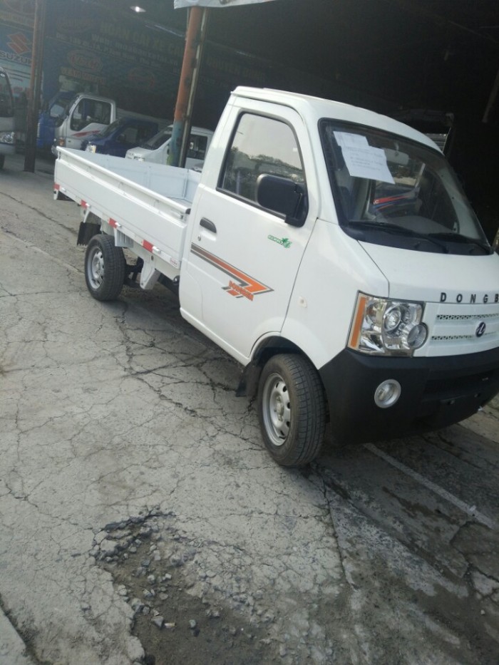 Bán xe Dongben DB201 800kg, thùng lửng màu trắng