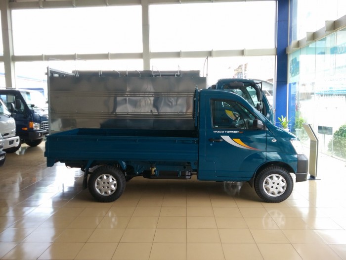 Giá bán xe tải THACO Towner mới tải trọng 990 Kg, động cơ Suzuki, Thích hợp lưu thông đường nhỏ, hẹp