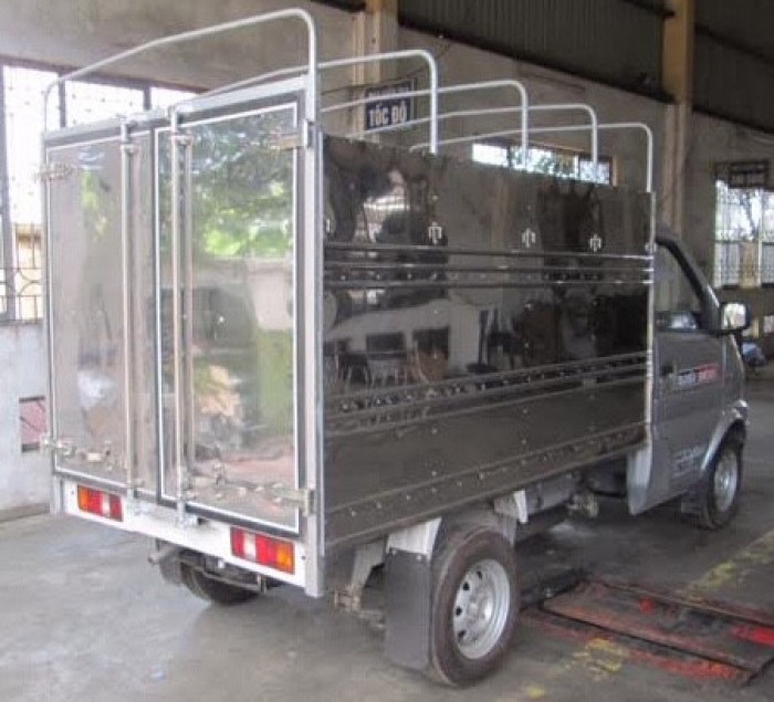 Xe tải Thái Lan 850 kg thùng bạt