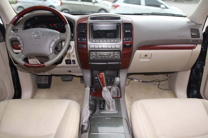 Lexus GX 470 đời 2008. Màu đen nội thất kem. Xe chính chủ nhập khẩu nguyên chiếc