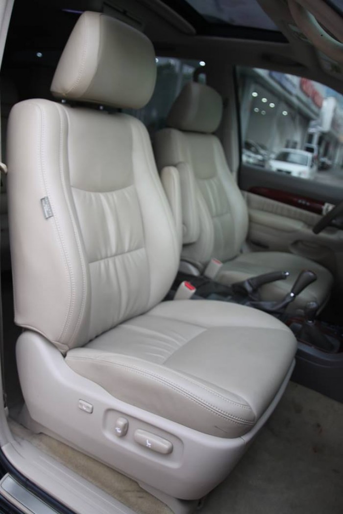 Lexus GX 470 đời 2008. Màu đen nội thất kem. Xe chính chủ nhập khẩu nguyên chiếc