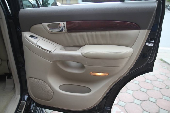 Lexus GX 470 đời 2008. Màu đen nội thất kem. Xe chính chủ nhập khẩu nguyên chiếc