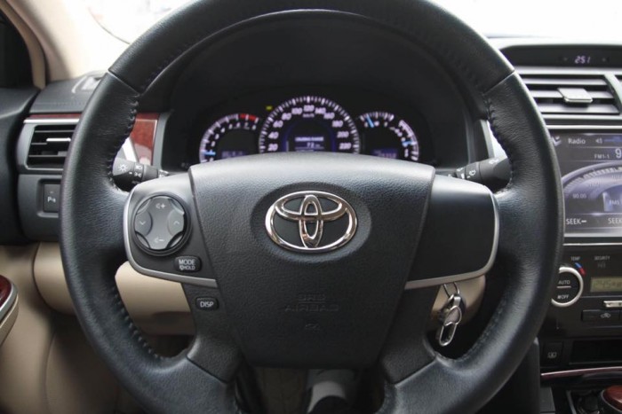 Xe Toyota Camry 2.5G sản xuất 2013 số tự động