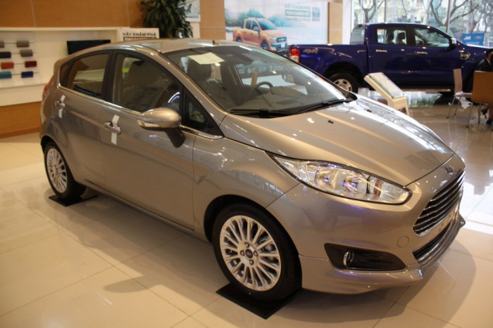 FORD FIESTA 2017 1.5L Titanium AT