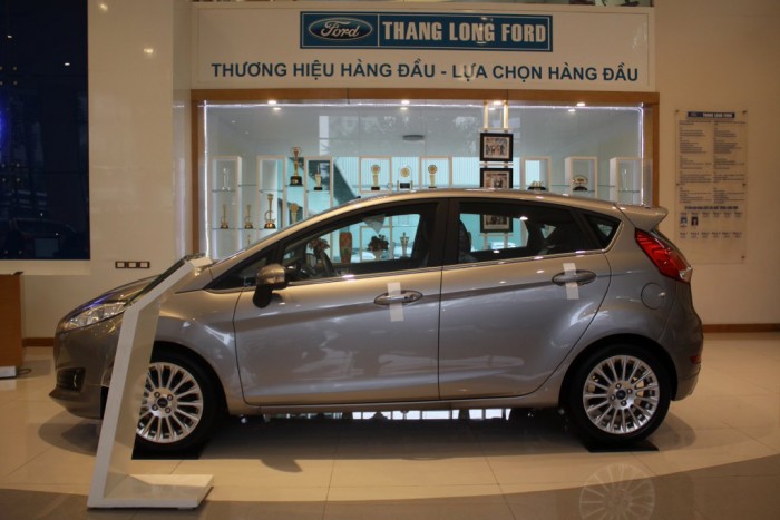 FORD FIESTA 2017 1.5L Titanium AT